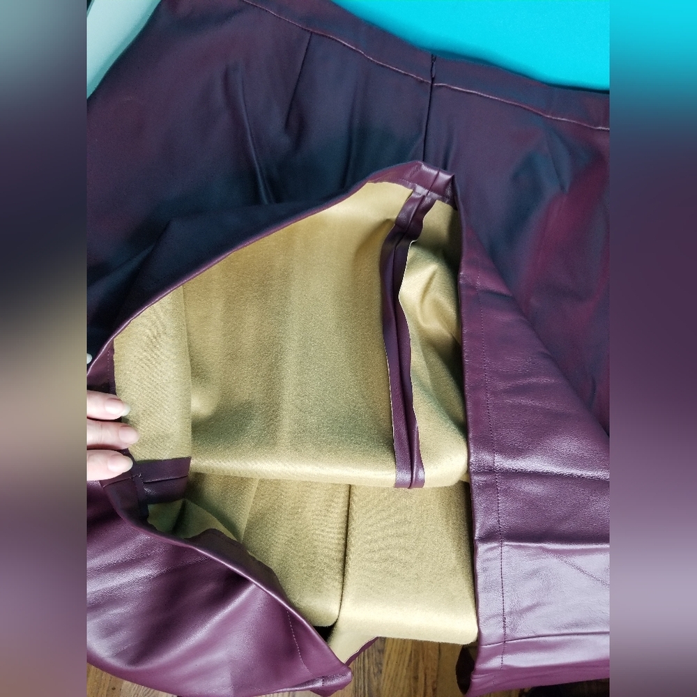 Liz Claiborne Faux Leather Skirt Wine Tasting Burgandy - Picture 4 of 10